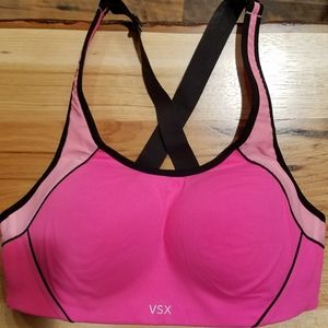 VICTORIA’S SECRET VSX Sport Racerback Sports Bra Size 34C